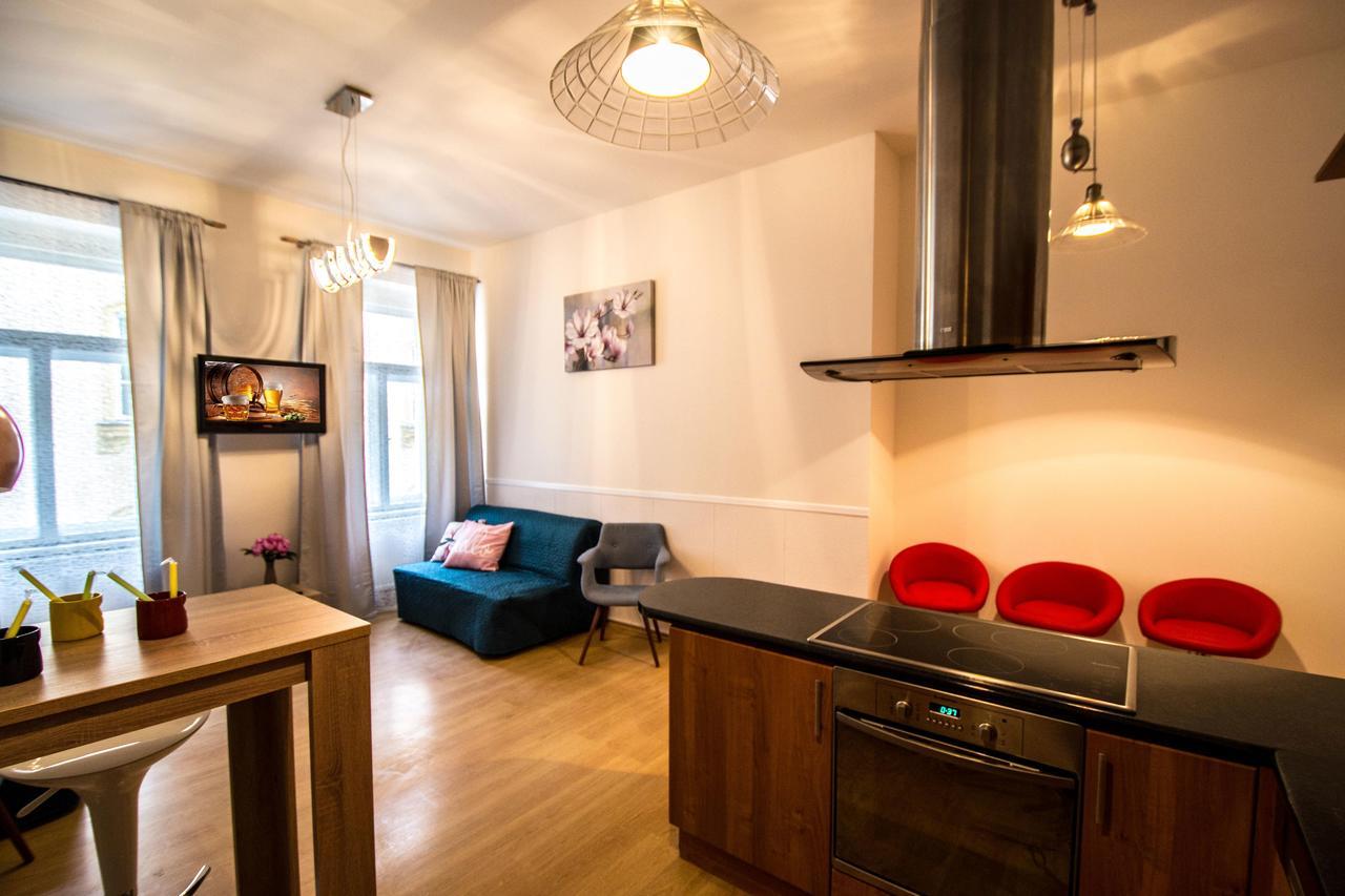 Riverside Ruterra Apartment Prag Exterior foto
